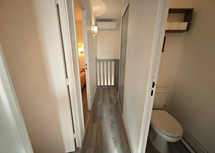 Port Venus Dolce Villa *